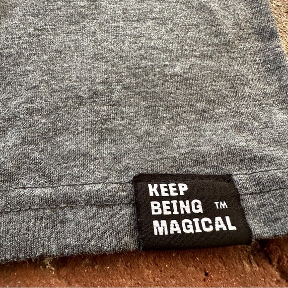 Yoga Unicorn Cobra Pose Exhale Short Sleeve Men's Large T-Shirt Heathered Grey - Picture 2 of 10